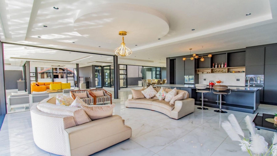 6 Bedroom Property for Sale in The Islands Estates North West